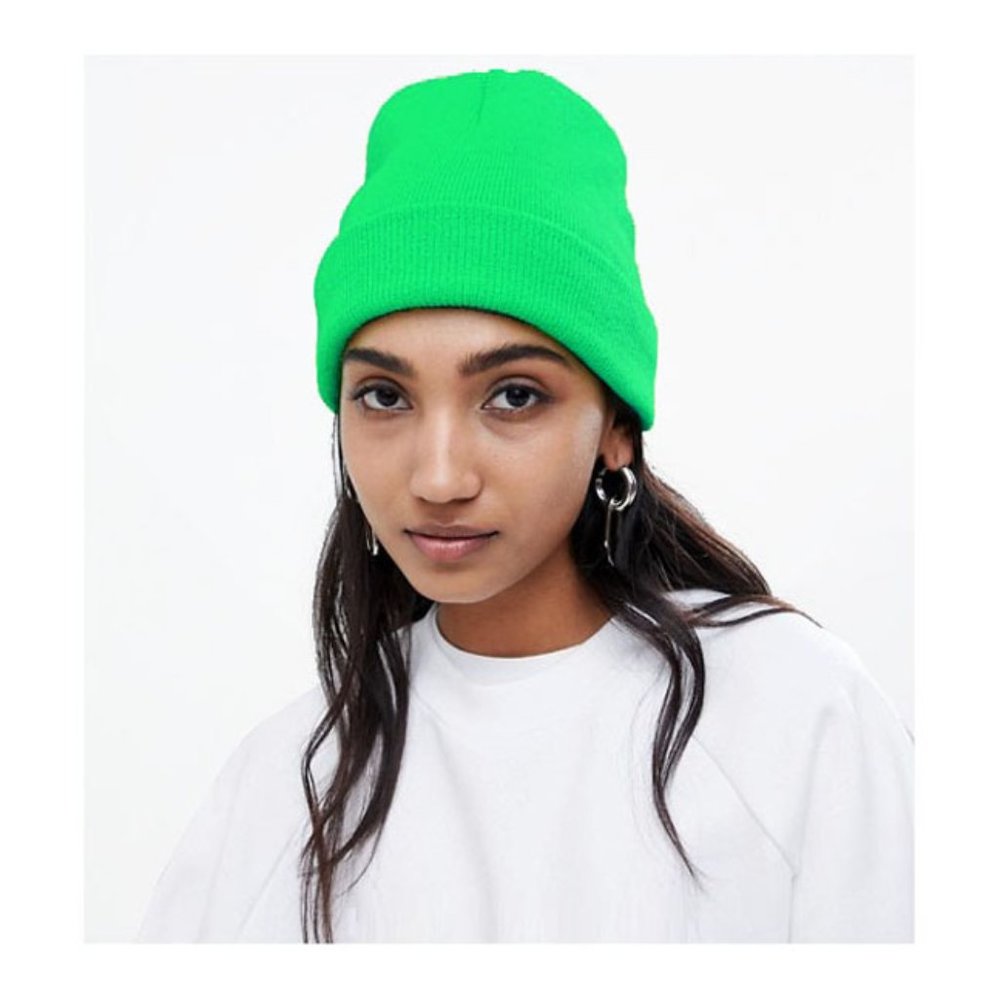 Super Green Beanie - NWT - Picture 4 of 6